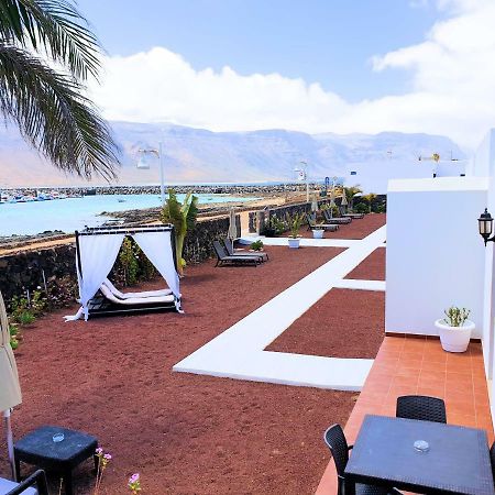 La Graciosa Camelia Beach Vistas Mar 塞博河畔卡莱塔 外观 照片