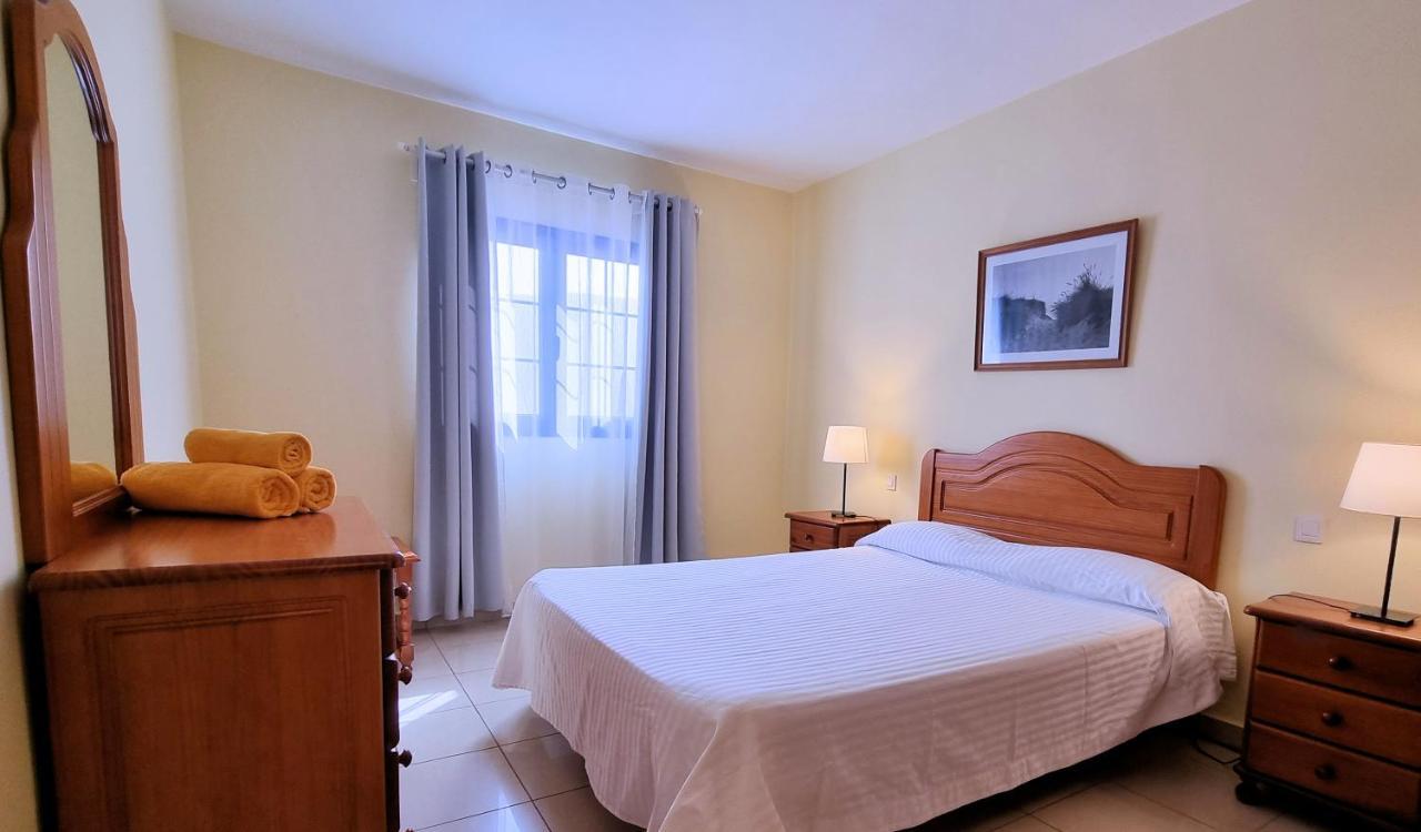 La Graciosa Camelia Beach Vistas Mar 塞博河畔卡莱塔 外观 照片