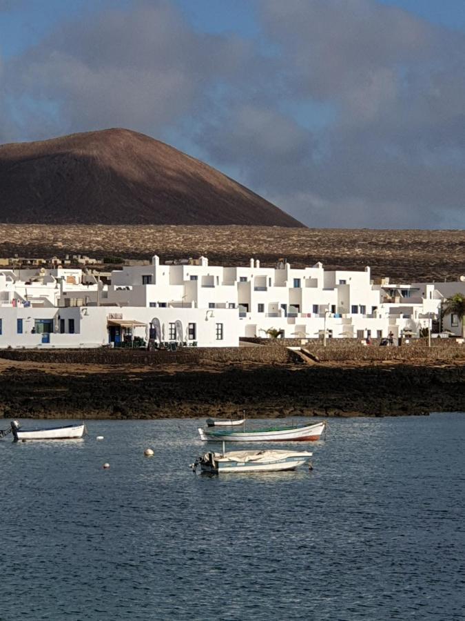La Graciosa Camelia Beach Vistas Mar 塞博河畔卡莱塔 外观 照片