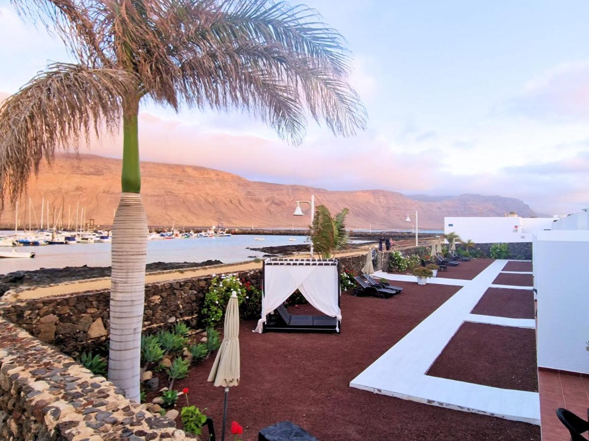 La Graciosa Camelia Beach Vistas Mar 塞博河畔卡莱塔 外观 照片