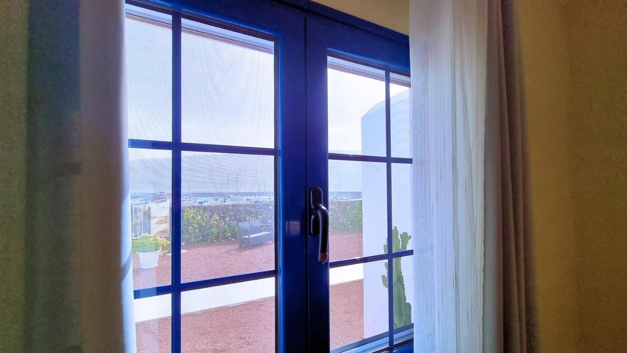 La Graciosa Camelia Beach Vistas Mar 塞博河畔卡莱塔 外观 照片