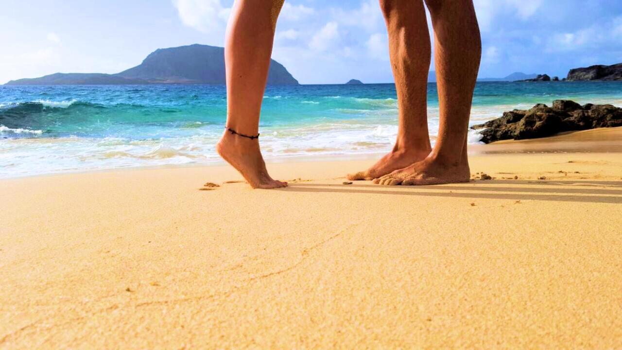 La Graciosa Camelia Beach Vistas Mar 塞博河畔卡莱塔 外观 照片